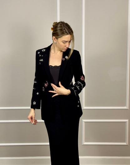 Cinq à Sept Embroidered Blazer